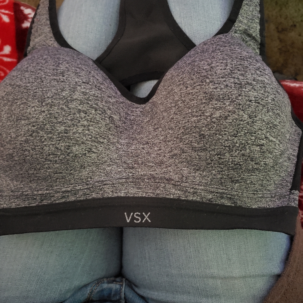 V S X sports bras 34C